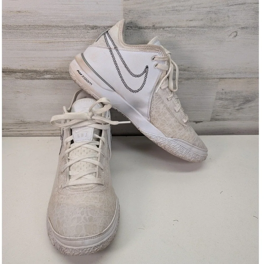 Nike LeBron NXXT Gen White Silver Basketball Shoes DR8784-101 Mens Size 11
